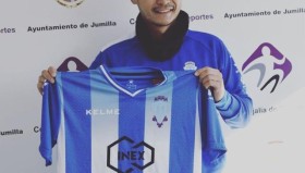 切尔西vs拜仁、利物浦vs勒沃库森：欧洲赛场激战，团队协作与逆境坚持展现精彩对决